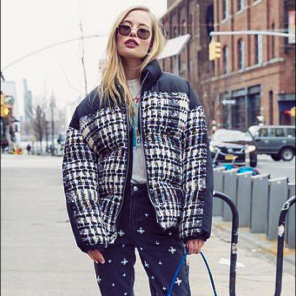 SANDY LIANG Drizzy Plaid Tweed Oversized Puffer Jacket in Black